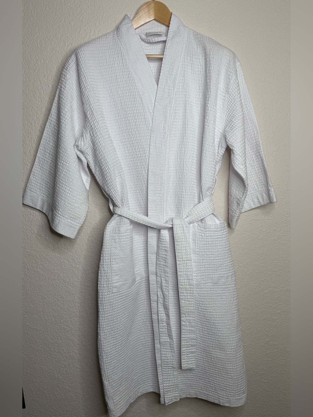 SOAS Spa Collection Waffle Knit Robe One Size White 100% Cotton Luxury
